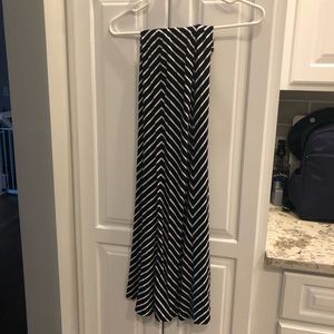 EUC size small petite Ann Taylor maxi skirt